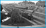 Utsikt ver Gvle centrals stationshus och bangrd med flera tg & lokomotor