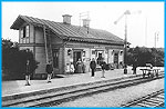 Knutby omkring 1900. Station p ursprungliga Lnna - Norrtlje Jrnvg. Stationen ppnades fr trafik 23 oktober 1884