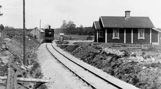 linemans cottage No 5 just outside Rockneby year 1898. KBJ engine No 3