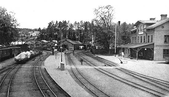 Finspngs station i brjan av 1940-talet.