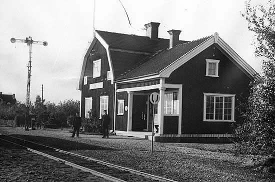 Normlösa station på 1930-talet