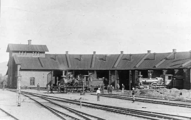The first engine shed at Ånge station year 1897