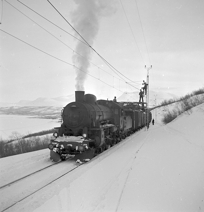 Malmbanan i närheten av Riksgränsen 9 mars 1943