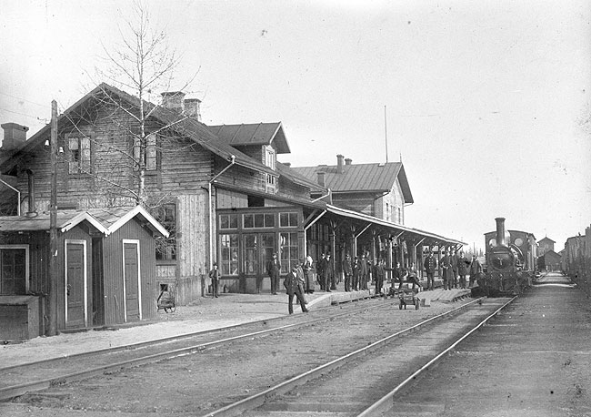 Charlottenberg p Nordvstra stambanan r 1880. P bilden syns Jrnvgshotellet och stationshuset. 