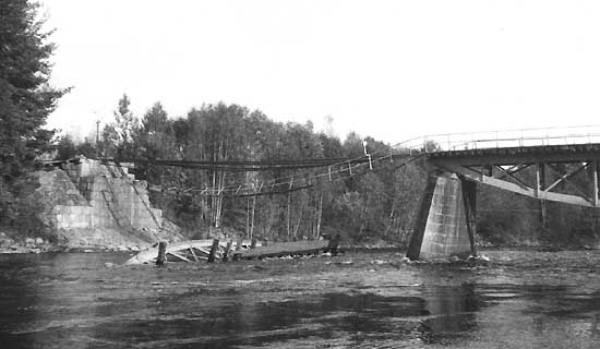 the bridge over Ore älv has collapsed