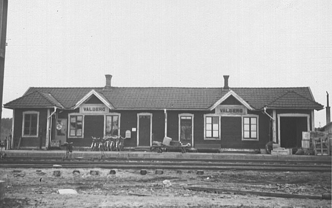 Vålberg håll- och lastplats omkring 1930