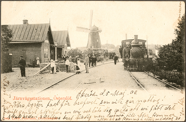 Österlövs station i början av 1900. Tåget är på väg mot Immeln