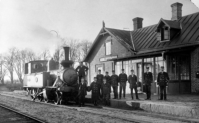Bild från 1910 visar stationshuset i Winnö
