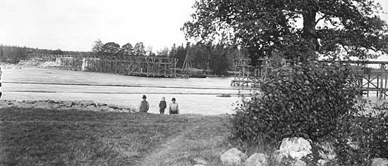 Construction of the bridge over Dalälven year 1900