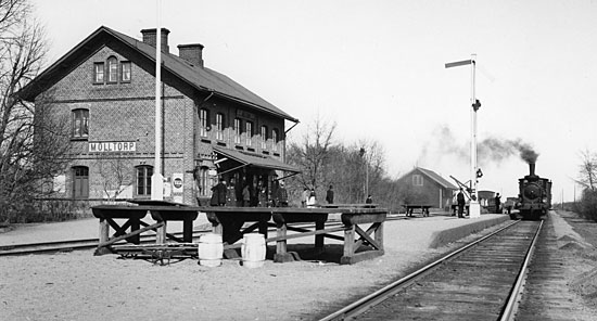 Mölltorp station year 1902