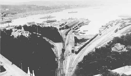 Sundsvalls old yard and harbor year 1920