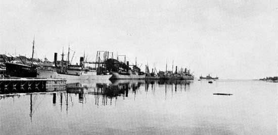 Oxelösund harbor year 1925