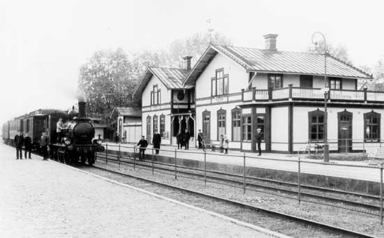 Tierp station year 1920. The engine is No 3 class A