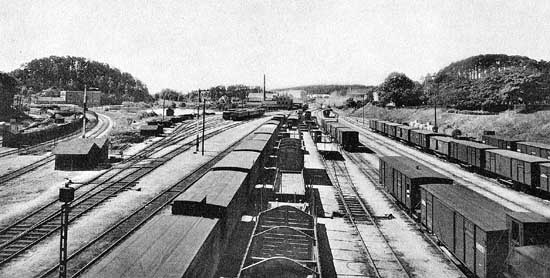 The southern part of the yard in Borås Nedre year 1930