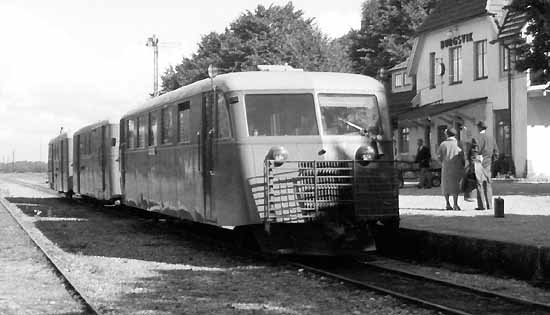 Burgsvik at Gotland year 1957. Fouraxled railcar has just arrived to the station