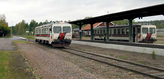 2 railcars class Y1 at Vansbro year 2003