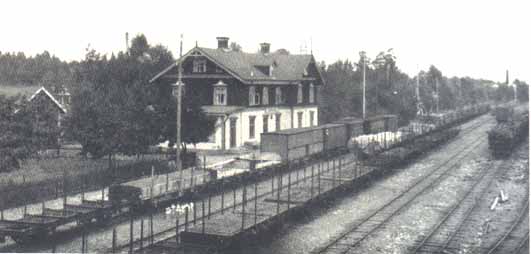 Norrsundet bangård och stationshus 1925 Foto: Kopierat från Svenska Järnvägsföreningens minnesskrift 1926.