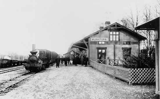 Munkfors station year 1900. Engine No. 5