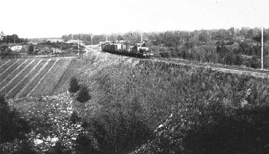 TNJ train at the line at Åsaka